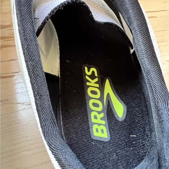 Brooks Shoes  Womens 9 Draft XC Running Sneakers White Mesh Spikes 1000391D129 - Picture 6 of 8